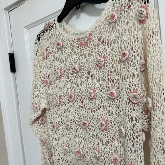 Maggie Lawrence 90s Floral Crochet Sweater Size L - Picture 2 of 5